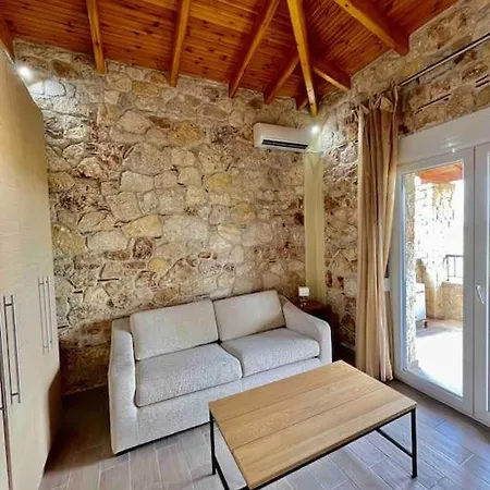 Willa #als- Stone Maisonette In *